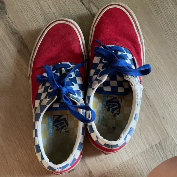 Vans Skateboard Shoes - Picture 3 of 7